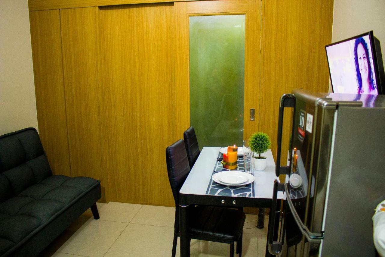 Usp Suites At Shell Residences Pasay Exterior foto